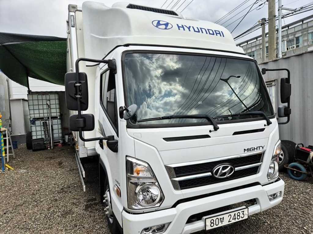 medium and large cargo truck - Vista 2