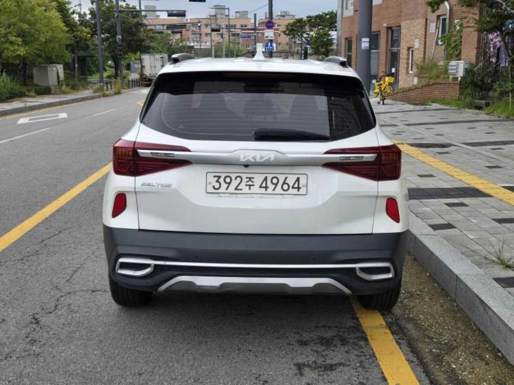 KIA Seltos - Vista 3