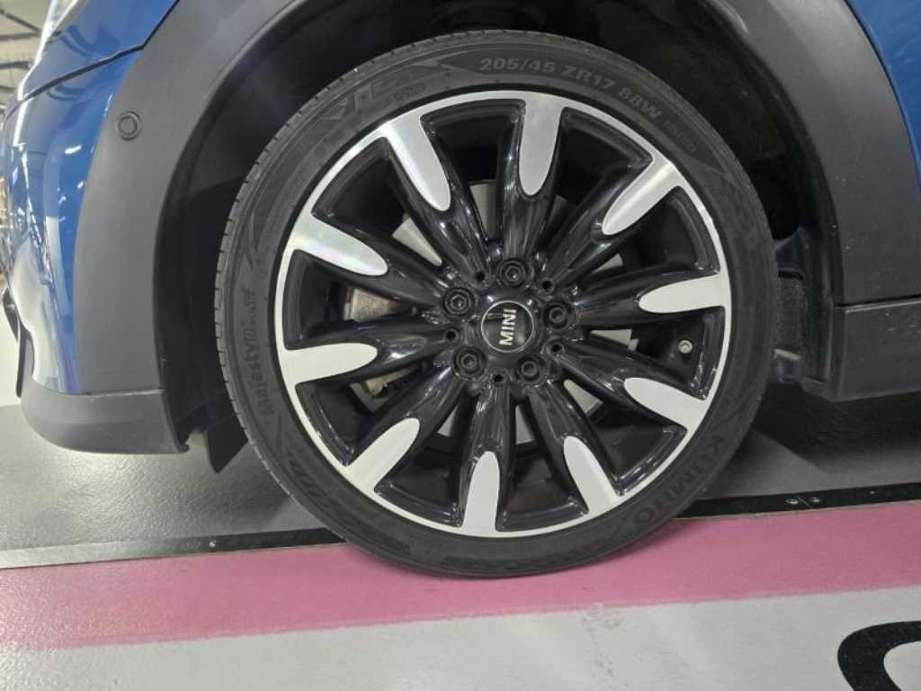 Mini Cooper - Vista 10