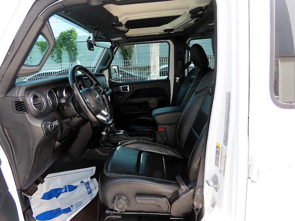 Jeep Wrangler - Vista 5