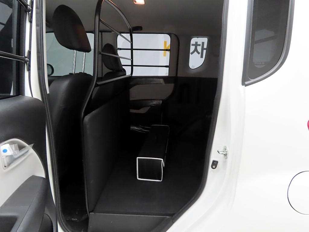 KIA Ray 2021 Blanco - Importación desde Corea - HF Imports Iquique - Foto 16