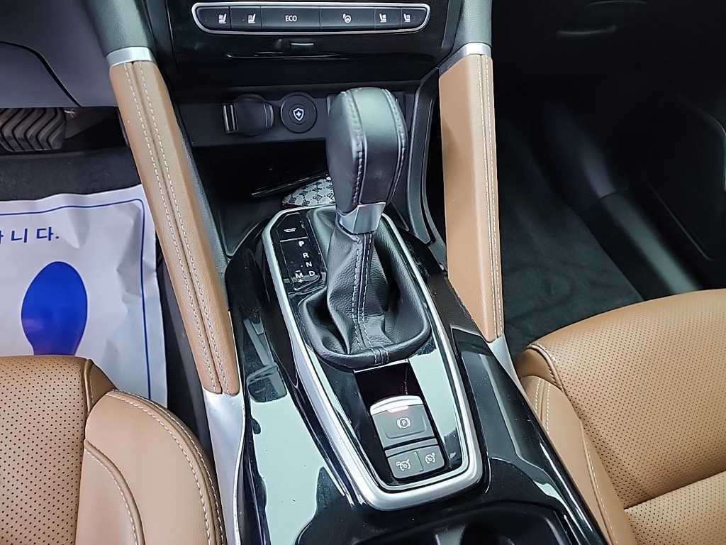 SAMSUNG QM6 - Vista 9