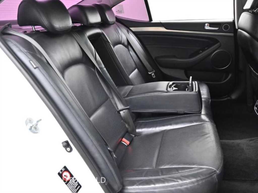 KIA K7 - Vista 12