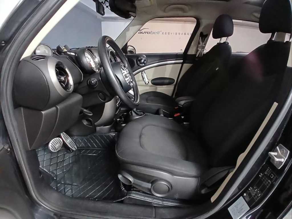 Mini Countryman - Vista 6