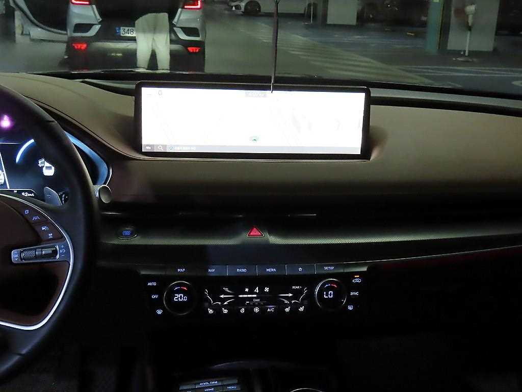 Genesis G80 - Vista 11