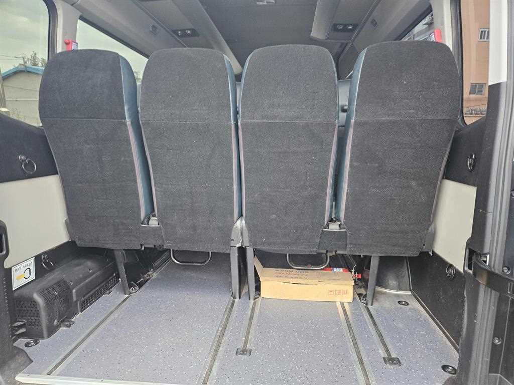 HYUNDAI Solati 2020 Blanco - Importación desde Corea - HF Imports Iquique - Foto 18