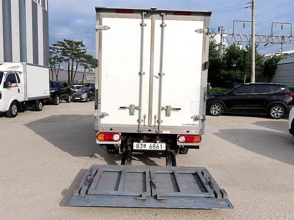 Small Truck Top_Refrigerator Top - Vista 4