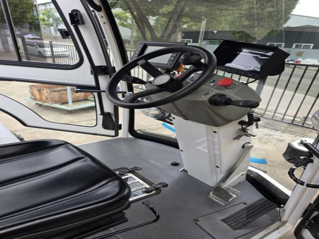 medium and large cargo Special - Vista 7