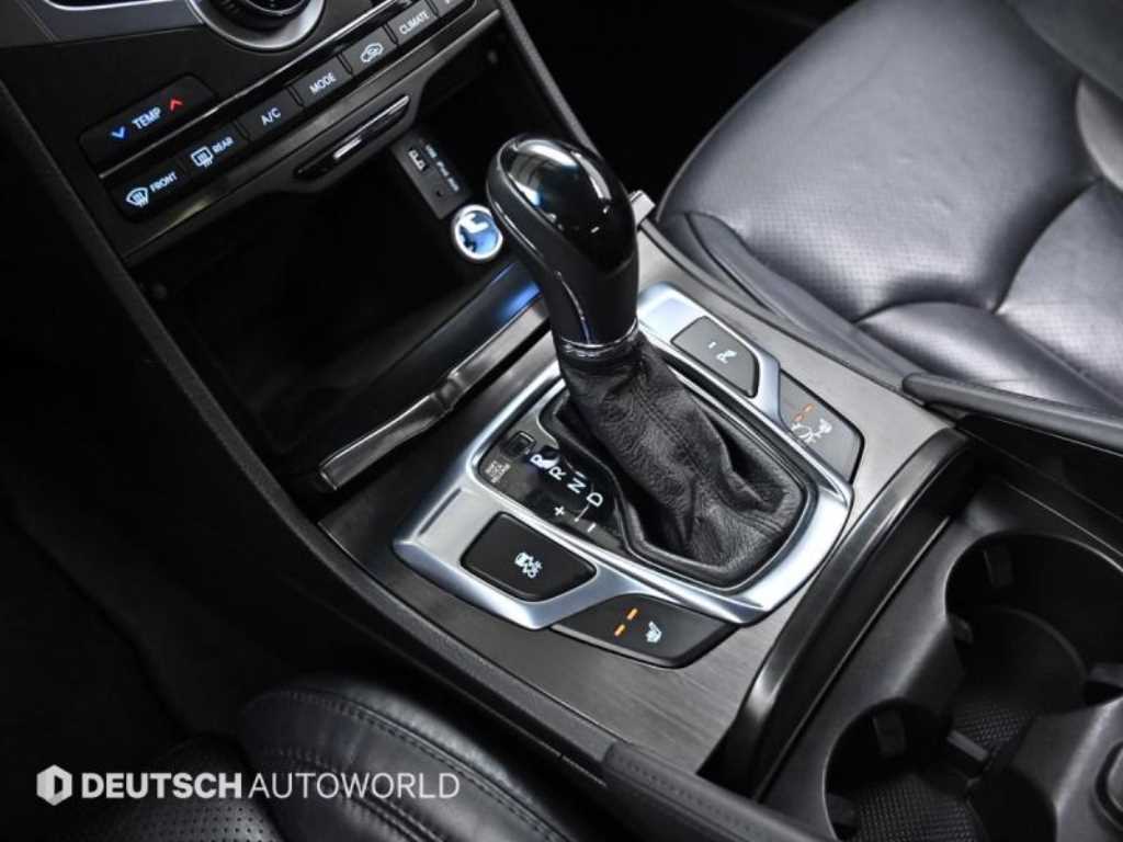 HYUNDAI Grandeur - Vista 9