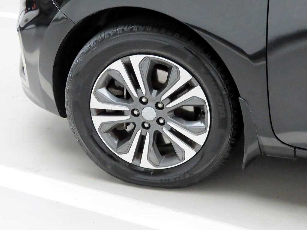 KIA Carnival 2019 Negro - Importación desde Corea - HF Imports Iquique - Foto 19