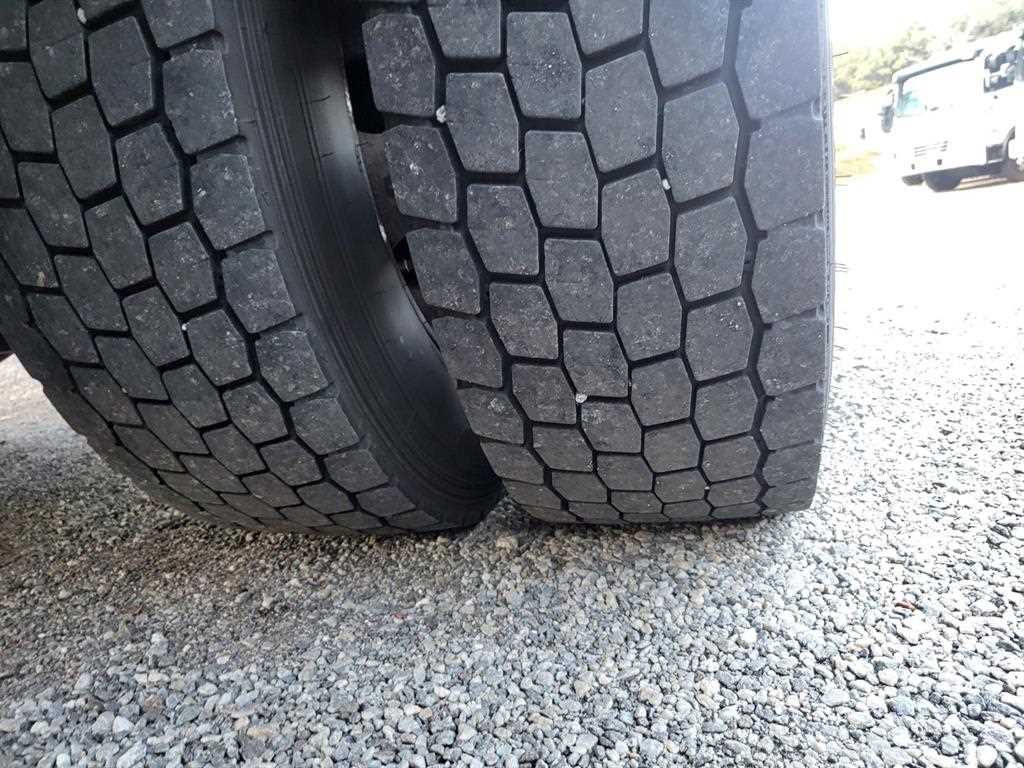 medium and large cargo truck 2022 skyblue - Importación desde Corea - HF Imports Iquique - Foto 18