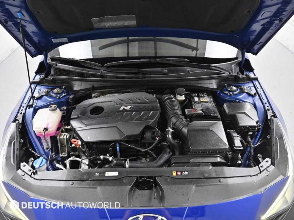 HYUNDAI Avante - Vista 7