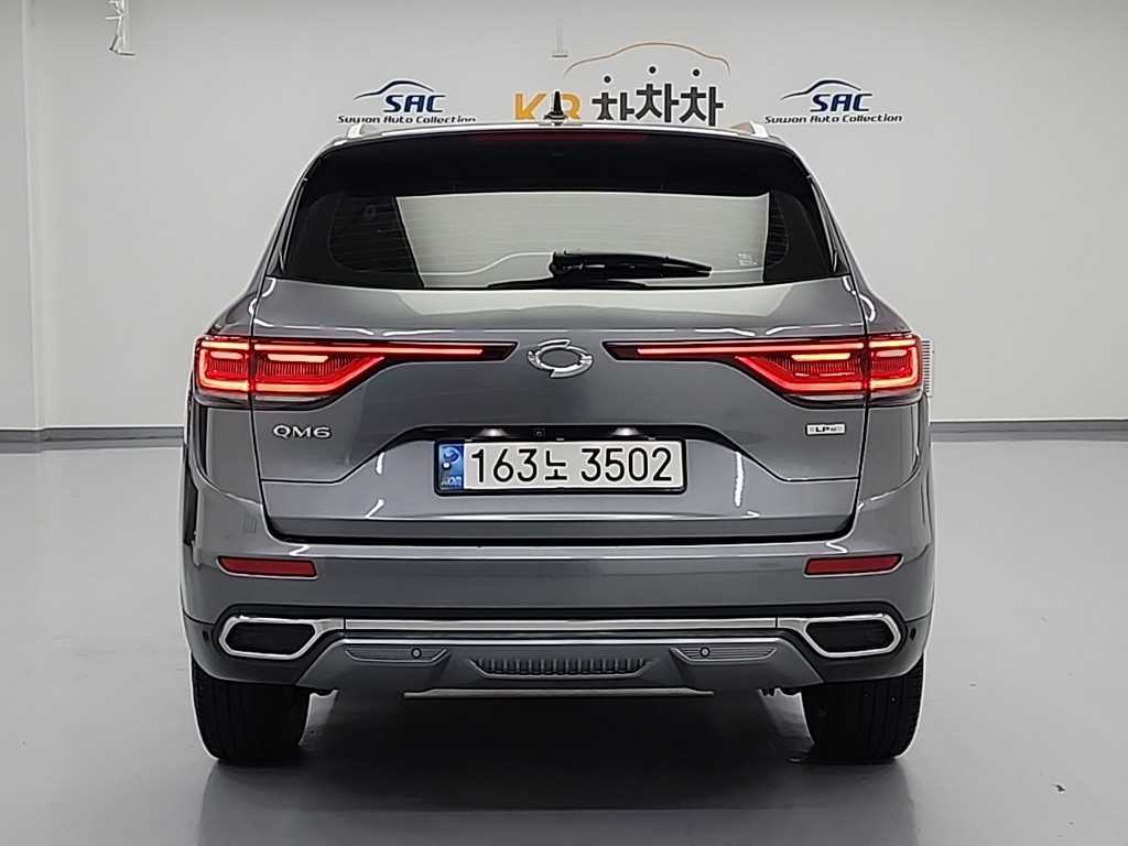 SAMSUNG QM6 - Vista 4