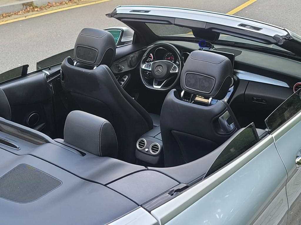 Mercedes Benz C Class - Vista 11