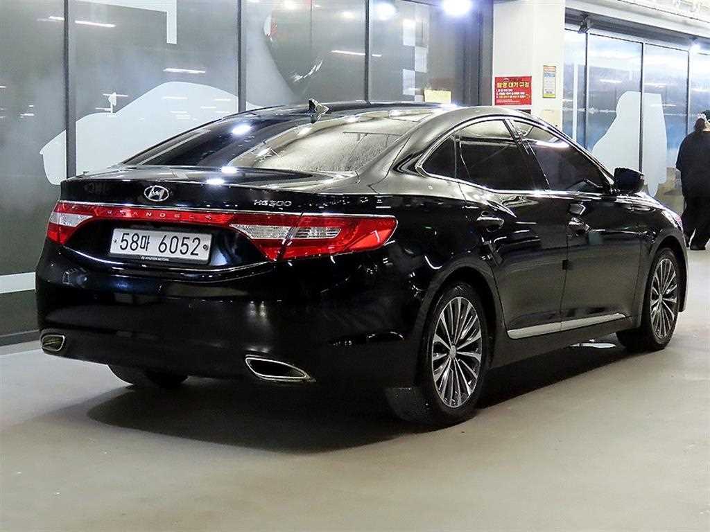 HYUNDAI Grandeur - Vista 4