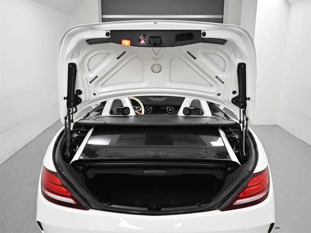 Mercedes Benz SLC Class 2019 Blanco - Importación desde Corea - HF Imports Iquique - Foto 18