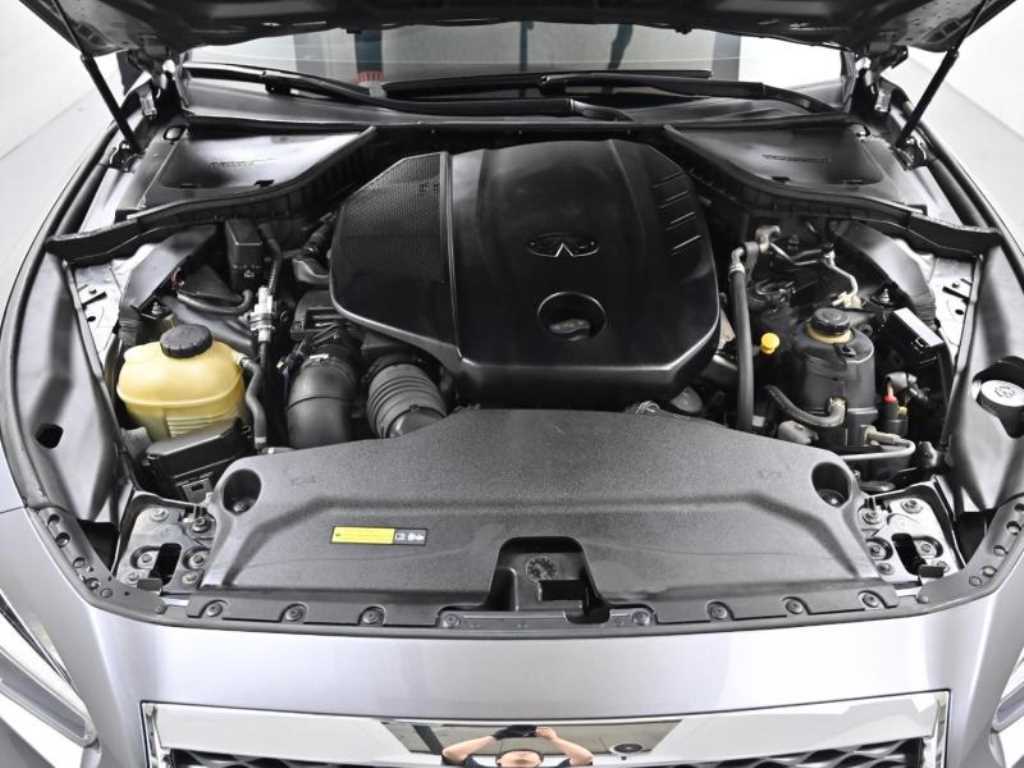 Infiniti Q - Vista 6