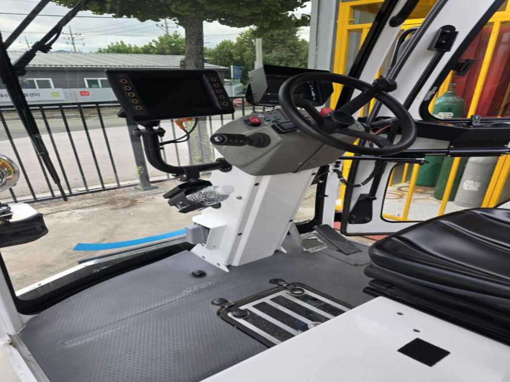 medium and large cargo Special - Vista 6