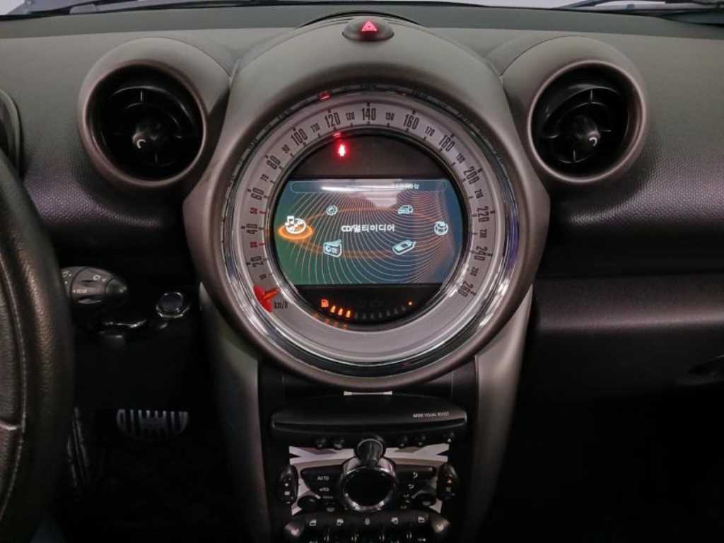 Mini Countryman - Vista 11