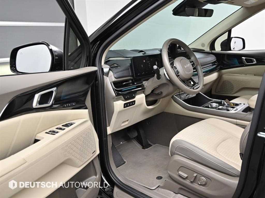 KIA Carnival - Vista 11