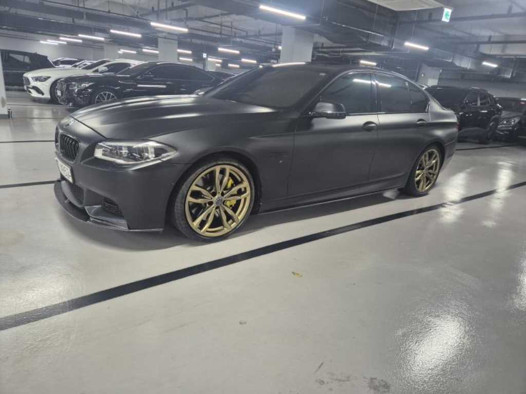 BMW 5 Series - Vista 2