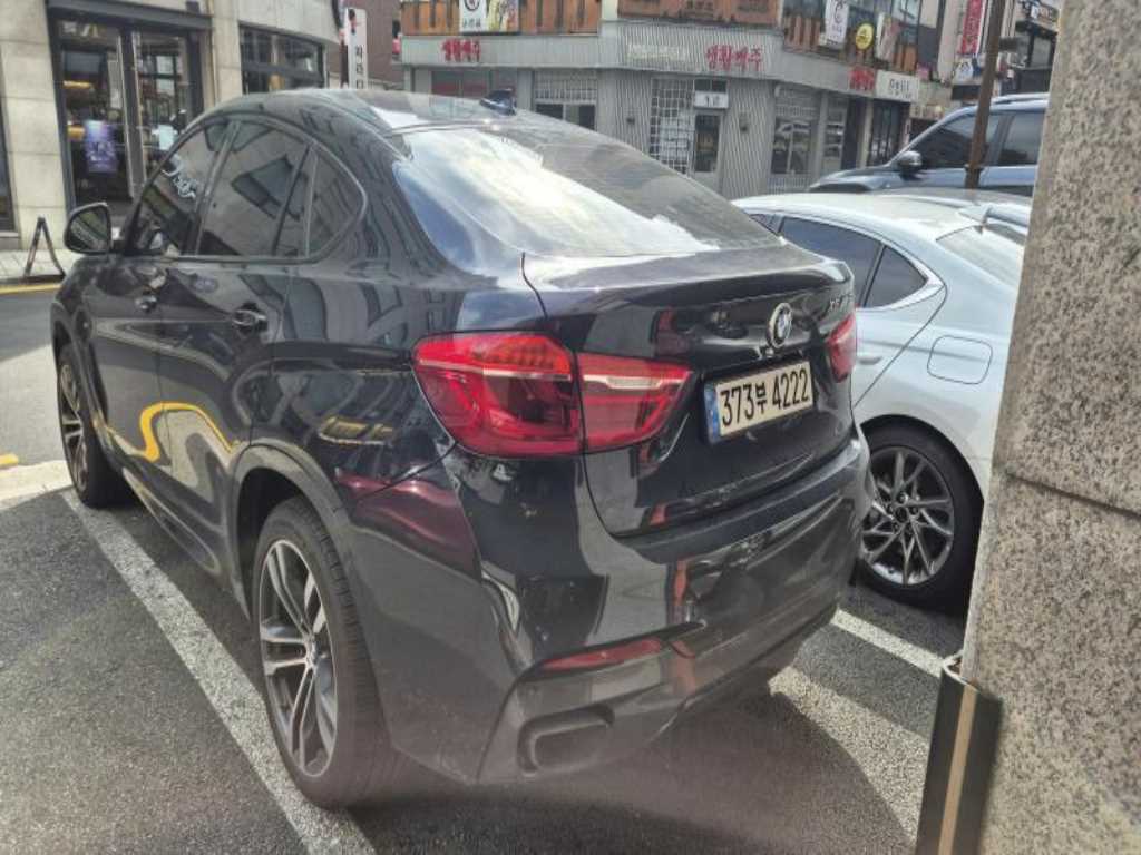 BMW X6 - Vista 3