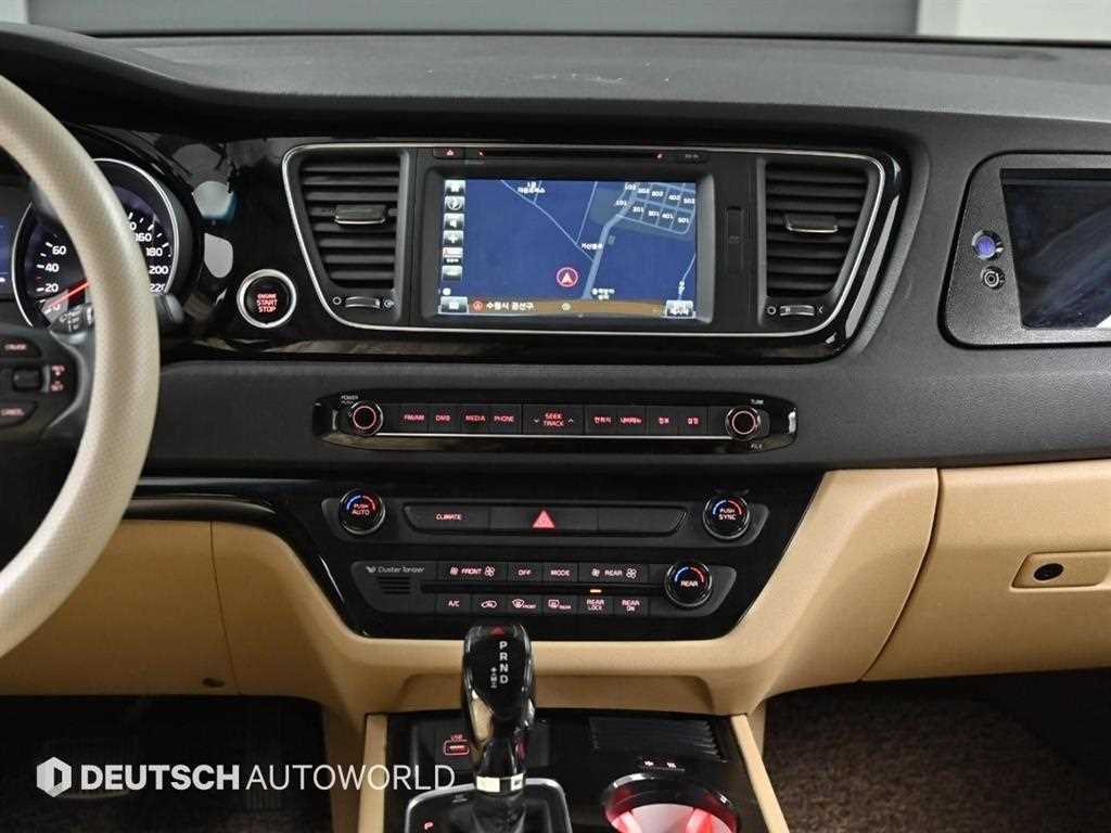 KIA Carnival 2015 Negro - Importación desde Corea - HF Imports Iquique - Foto 14