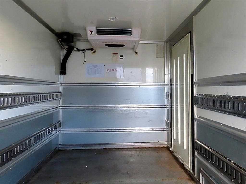 Small Truck Top_Refrigerator Top - Vista 6