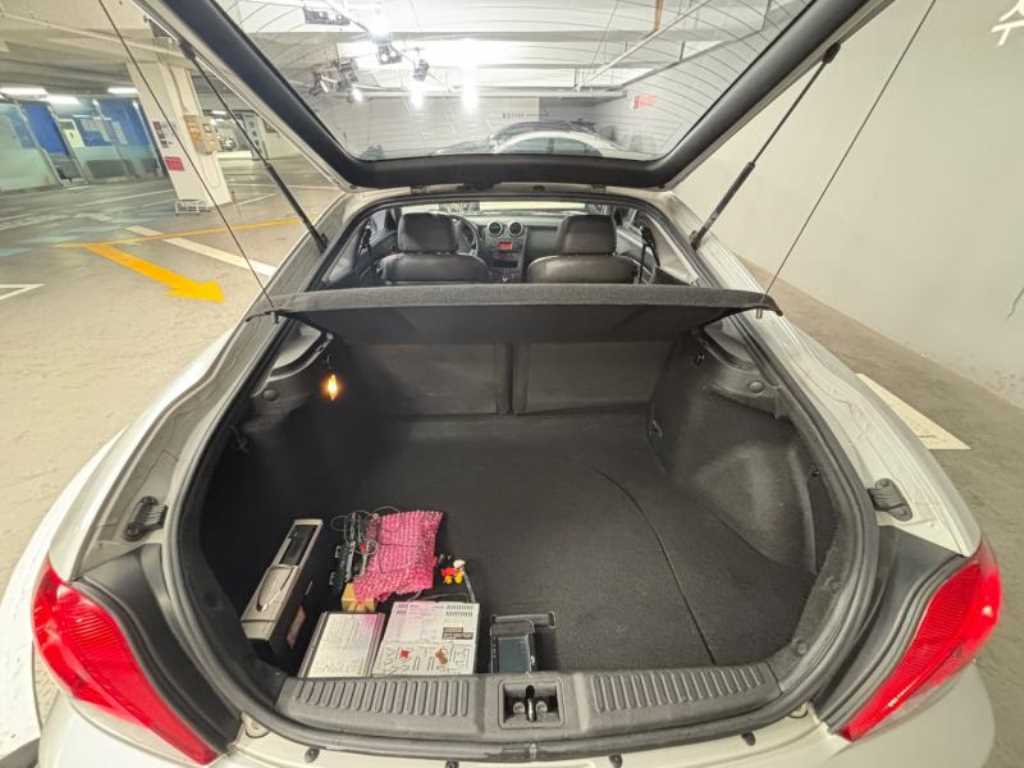 HYUNDAI Tuscani 2005 Gris - Importación desde Corea - HF Imports Iquique - Foto 17