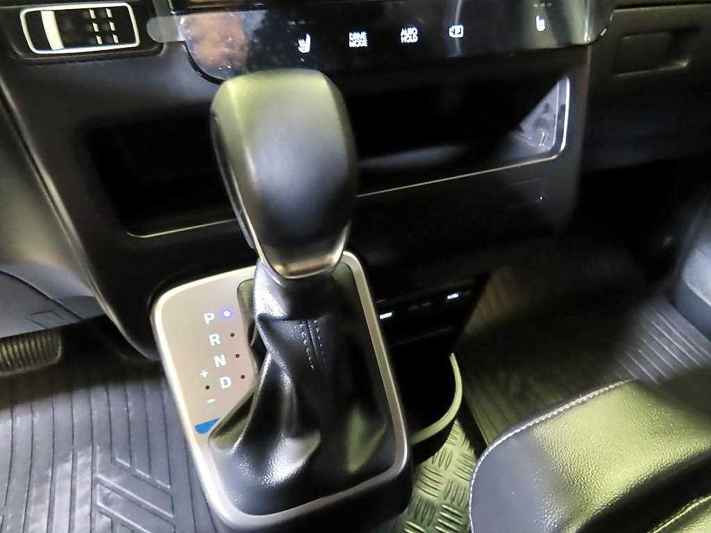 HYUNDAI Staria - Vista 12