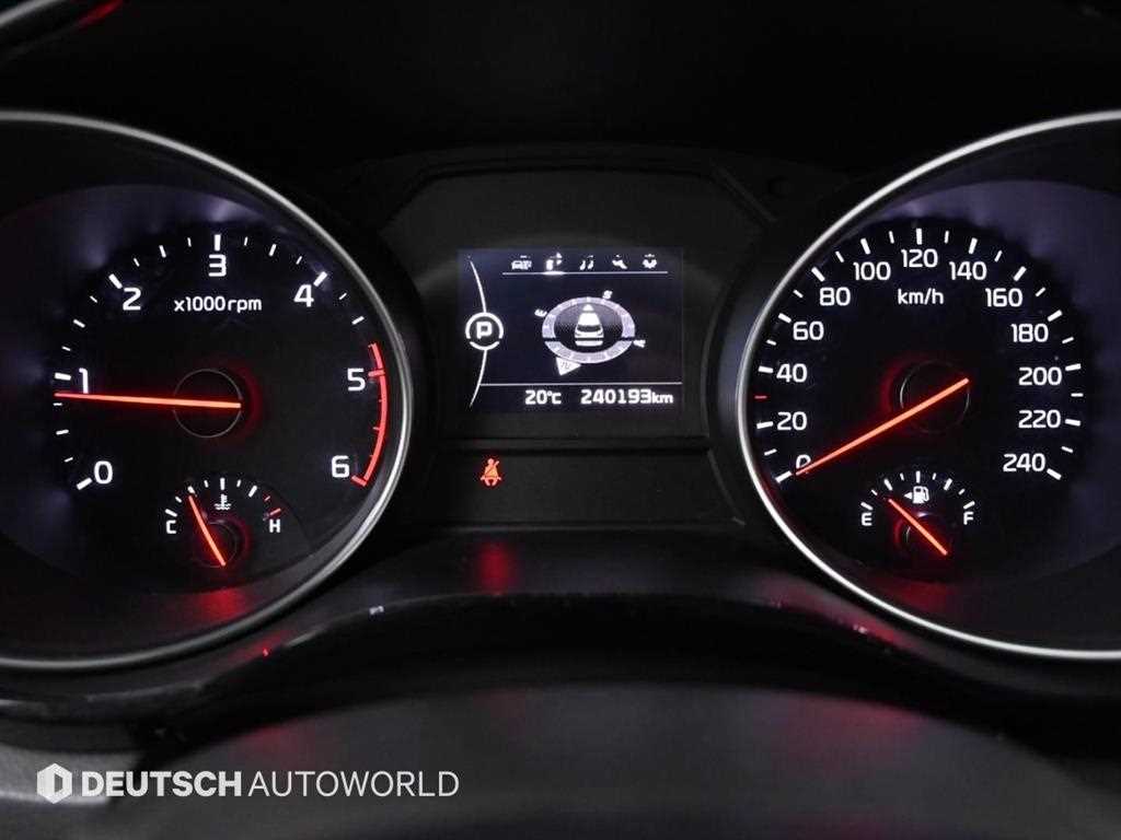 KIA Carnival - Vista 8