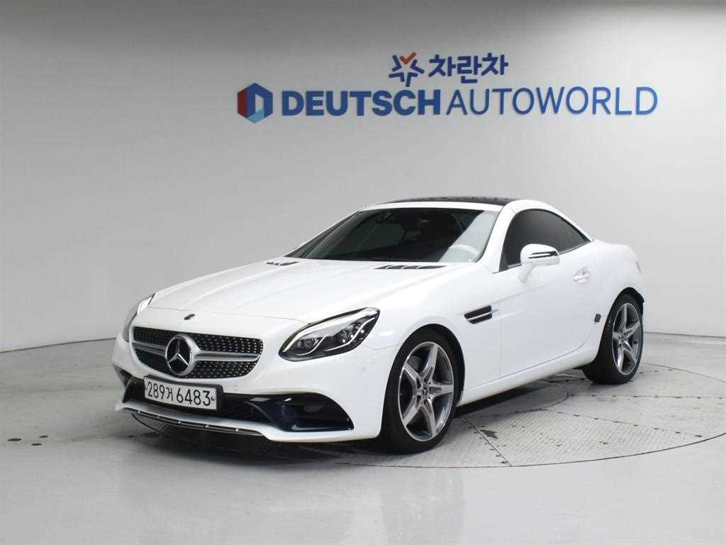 Mercedes Benz SLC Class - Vista 4