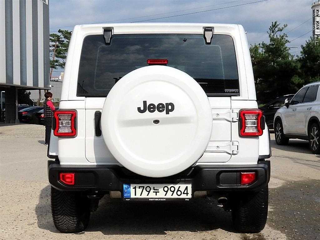 Jeep Wrangler - Vista 4