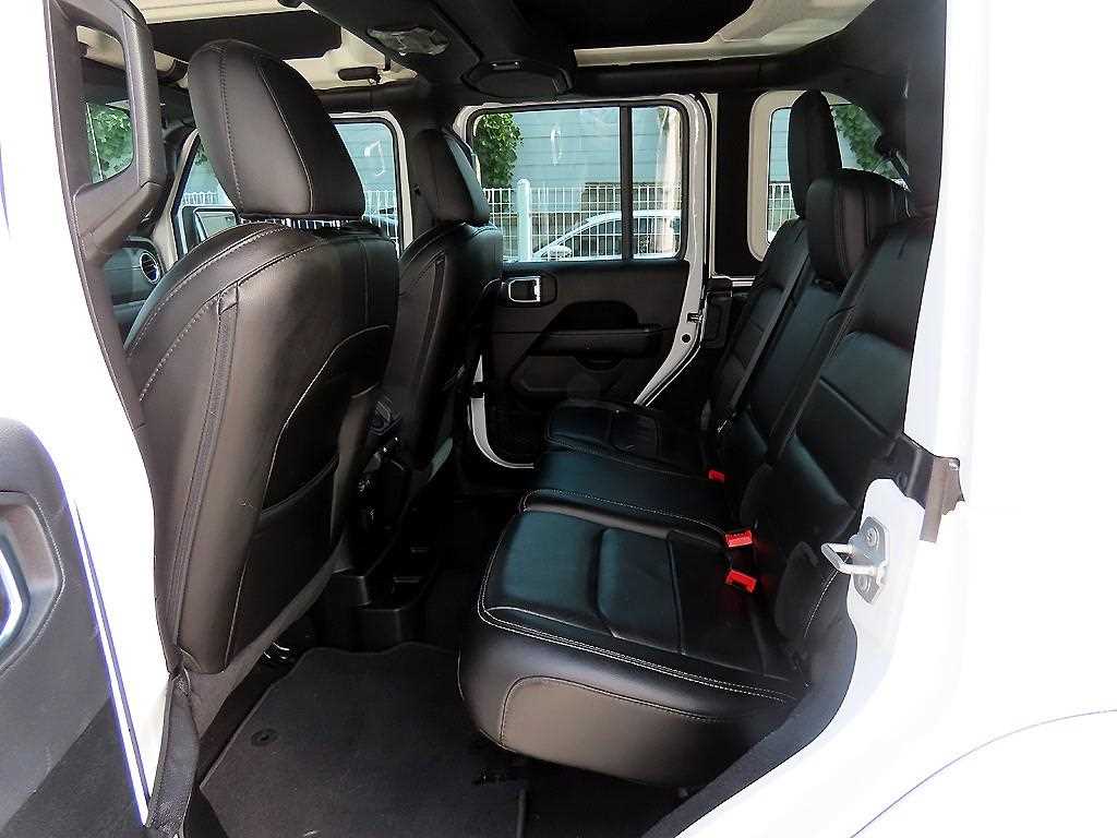 Jeep Wrangler - Vista 6