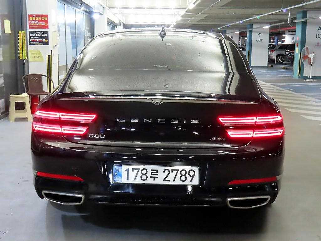 Genesis G80 - Vista 5