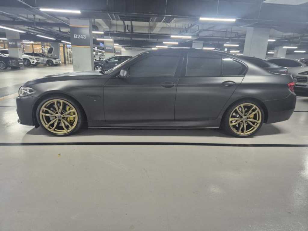 BMW 5 Series - Vista 3