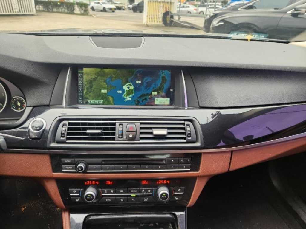 BMW 5 Series - Vista 11