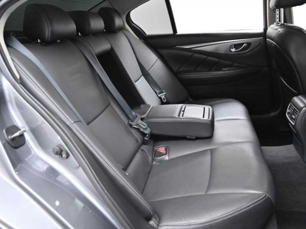Infiniti Q - Vista 12