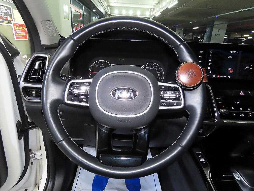 KIA Sorento - Vista 8