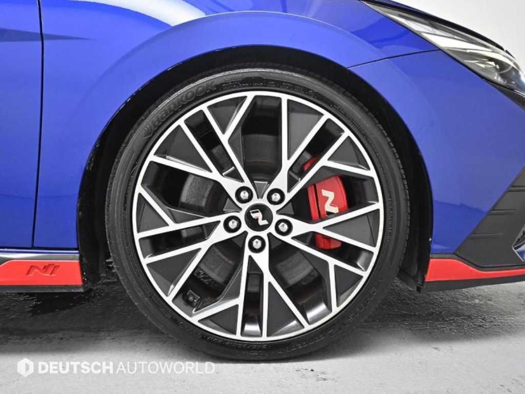 HYUNDAI Avante - Vista 6