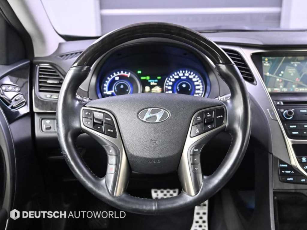 HYUNDAI Grandeur 2015 Negro - Importación desde Corea - HF Imports Iquique - Foto 13