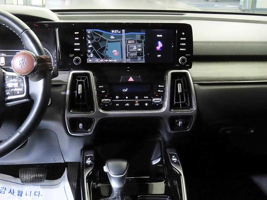 KIA Sorento - Vista 11