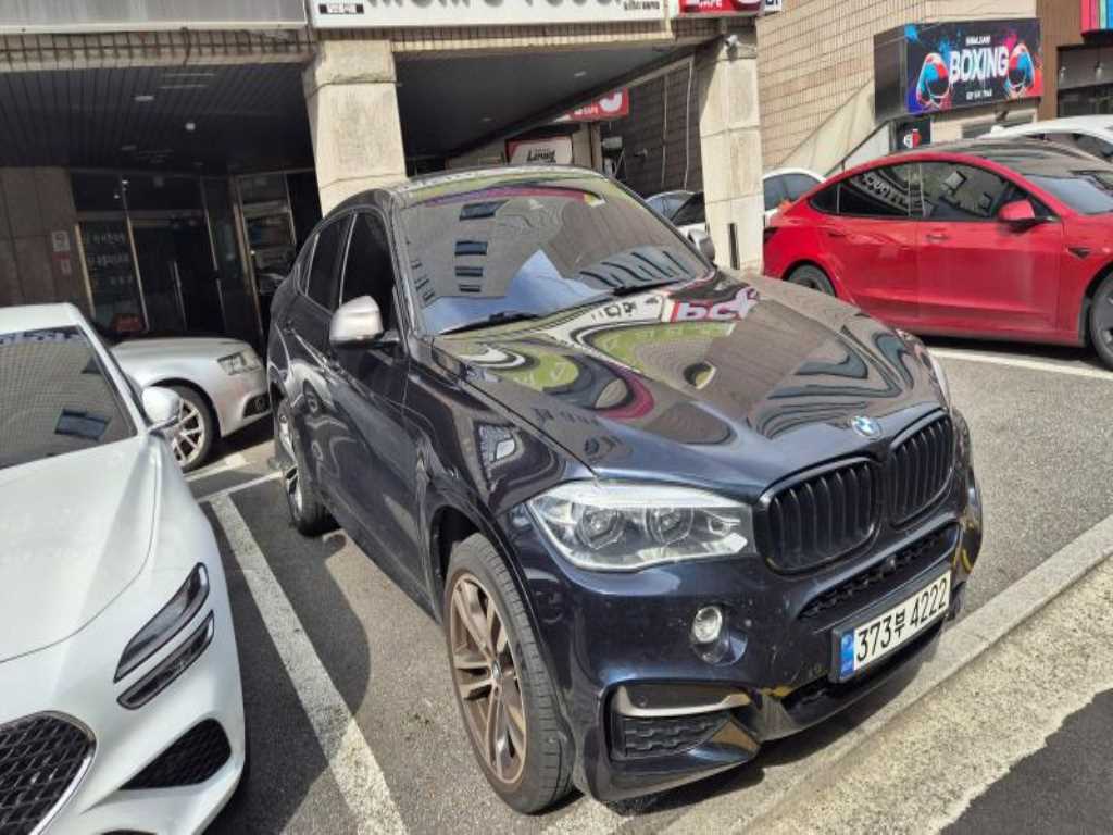 BMW X6 - Vista 4
