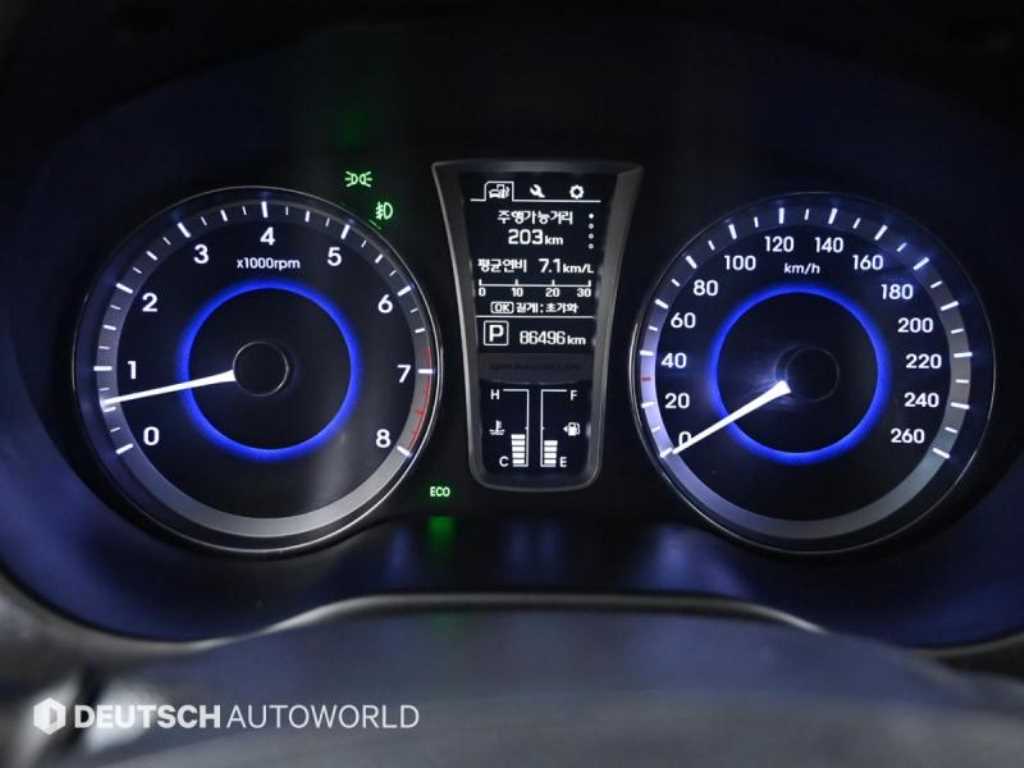 HYUNDAI Grandeur - Vista 8