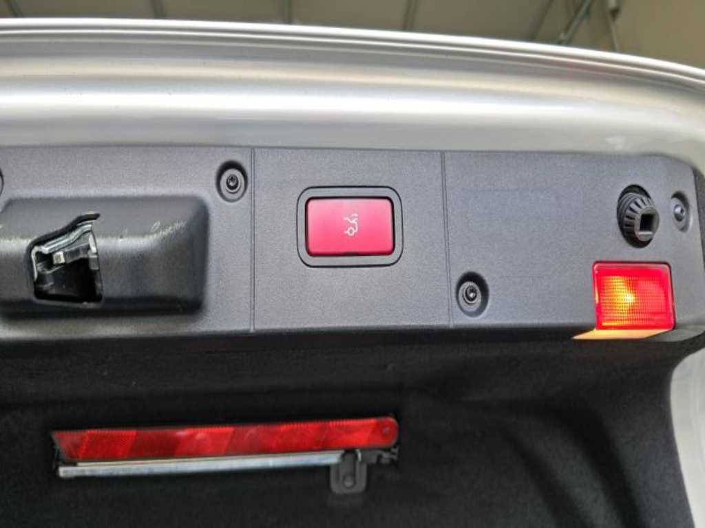 Mercedes Benz S Class - Vista 7