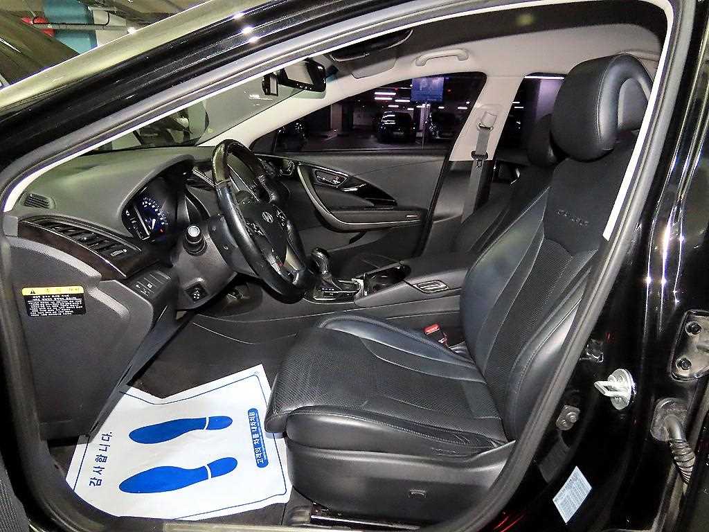 HYUNDAI Grandeur - Vista 6