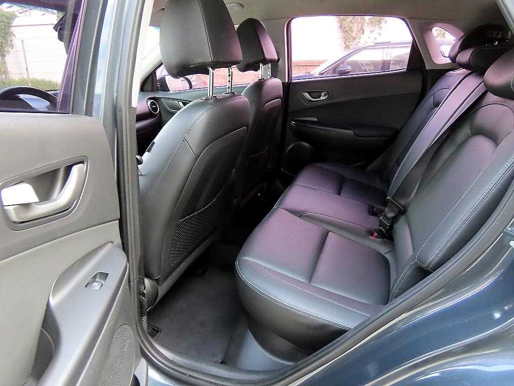 HYUNDAI Kona - Vista 6