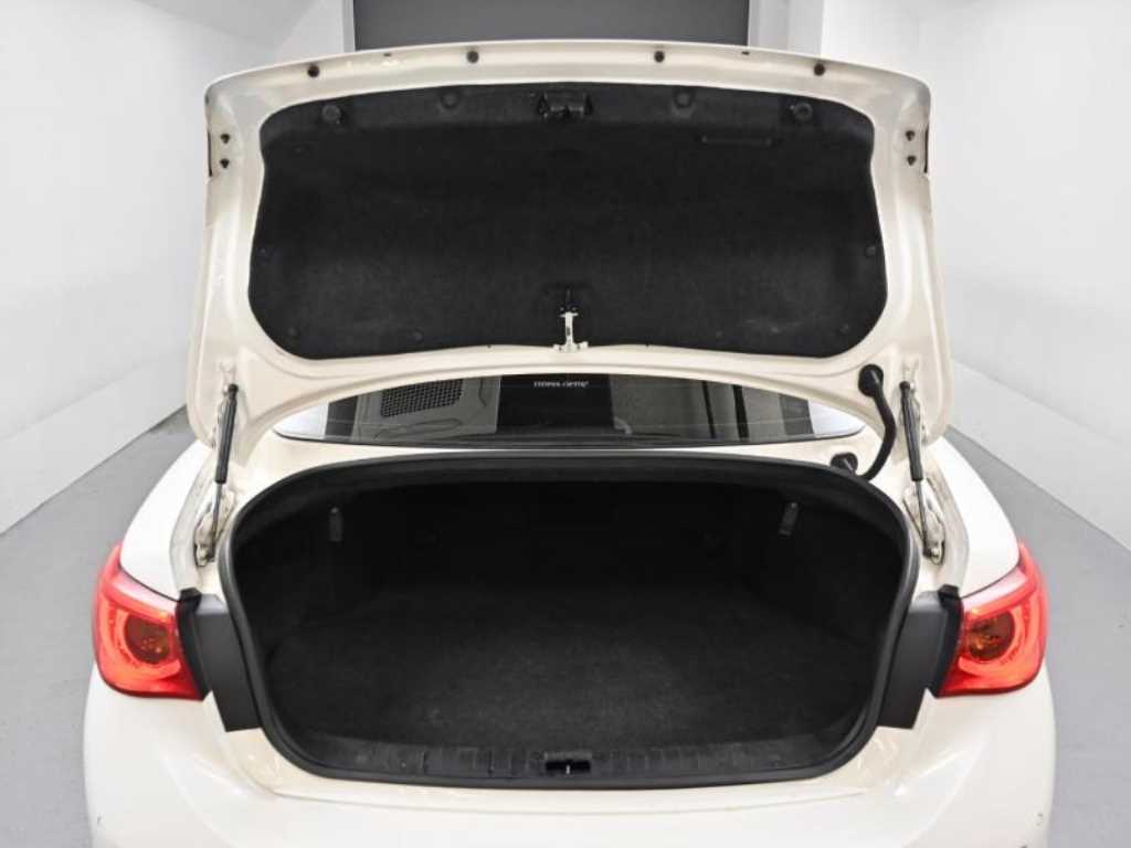 Infiniti Q 2016 Blanco - Importación desde Corea - HF Imports Iquique - Foto 20