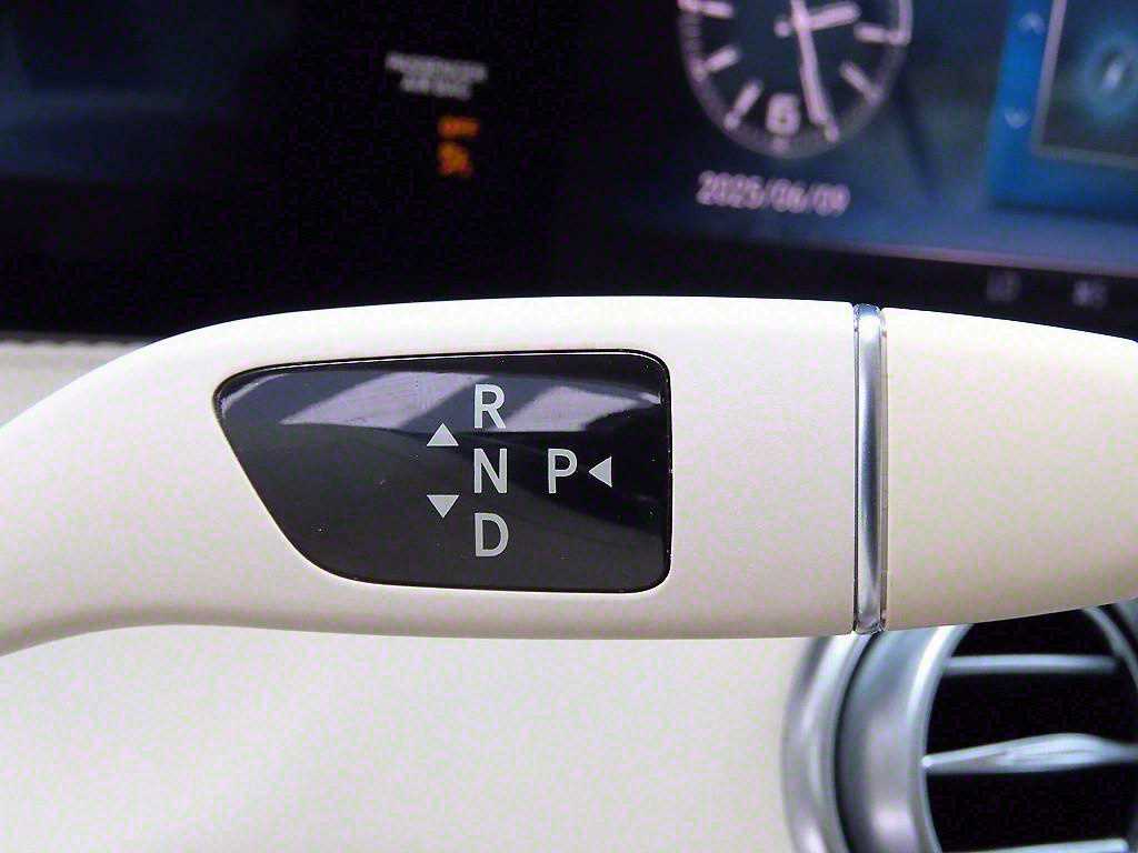 Mercedes Benz S Class - Vista 11