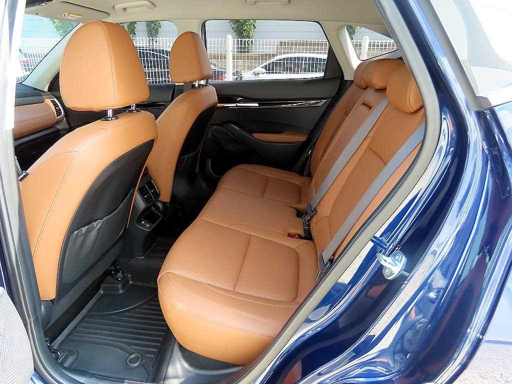 KIA Seltos - Vista 6